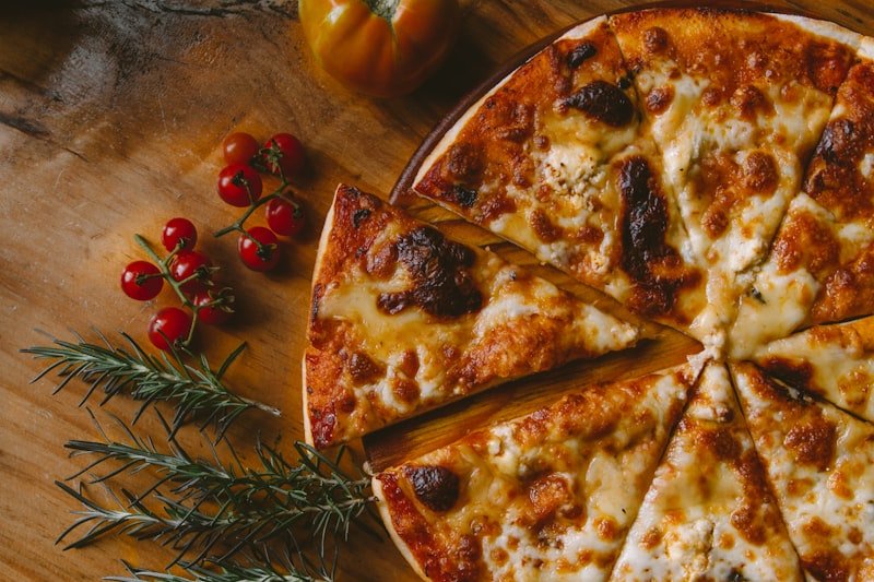 Foodlovers freshly baked wood-fired artisanal pizza